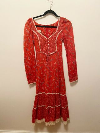 Gunne Sax Vtg 1970s Red Floral Print Lace Red Midi Prairie Lace Boho Dress L