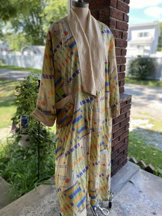 Rare Vintage 1930s Pongee Silk Art Deco Robe