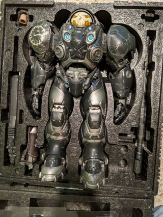Starcraft 2 - Jim Raynor Sixth Scale Action Figure - Sideshow Collectibles