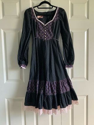 Vintage Gunne Sax Long Sleeve Prairie Dress Size 11 Lace Trim Rose Print