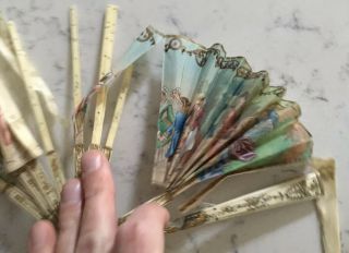 ANTIQUE FOLDING HAND FAN FRENCH MOTHER OF PEARL MOP OPERA GLASSES 4