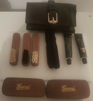 Vintage Gucci Shoe Leather Polish Brush Kit.  Leather Roll Bag.  Great Gift
