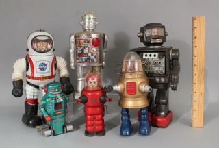 6 Vintage 1950s - 60s Space Age Marx Battery Op Wind Up Japan Tin Litho Robot Toys