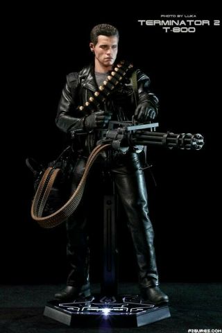 Hot Toys 1/6 Terminator 2 T2 Dx10 T - 800 Judgment Day Action Figure