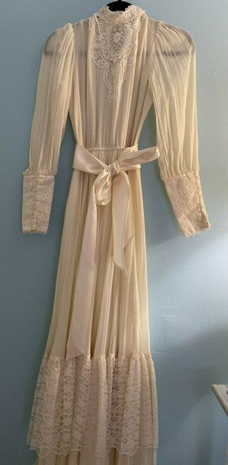 Vintage Authentic White Gunne Sax Prairie Dress Lace 1970s