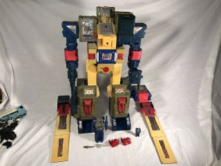 Transformers G1 Fortress Maximus 100 Complete Not Reissue