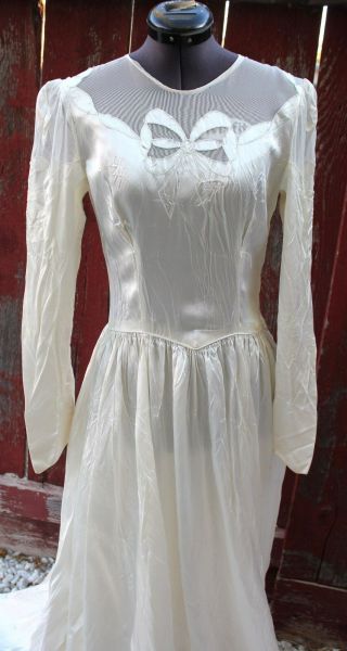 Vintage Deco Era Bridal Gown Wedding Dress Satin Ivory Long Train c1930s Glamour 3