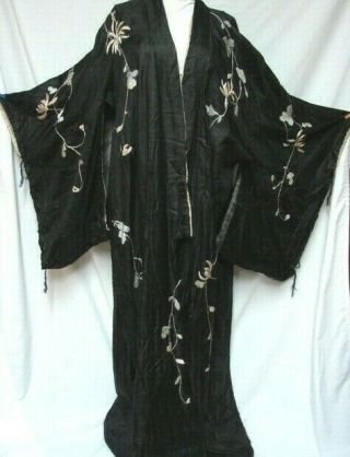 Antique 1920s Vintage Silk Embroidered Kimono Robe