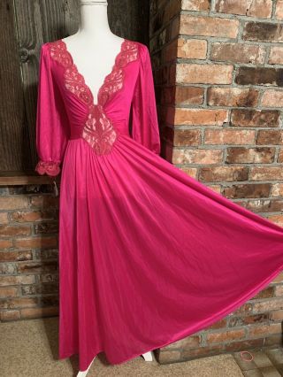 Nwt Olga Pink Nightgown Rare Wide 150” Sweep Bodice Long Sleeve Large 92470