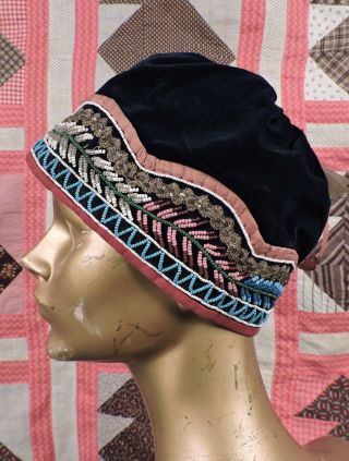 Native American - Iroquois 1920’s Hand Beaded Silk Velvet Cloche Hat