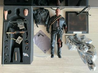 1/6 Hot Toys Terminator 2 Judgement Day T - 800 (battle Version) Dx13