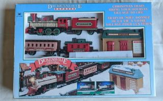 Dickensville Collectables Christmas Village Train Set Battery Operated