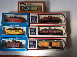 6 Vintage Life - Like 1 Tyco Ho Scale Train Cars