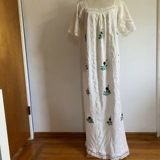 Vintage 70’s Mexican Floral Embroidered Maxi Dress Boho Hippie Festival Sz M/l