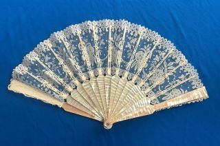 Antique Brussels Lace Hand Fan With Mother Of Pearl - Vintage Wedding