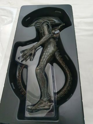 Hot Toys Alien Big Chap 1/6 Scale Figure Rare - Never Left Box