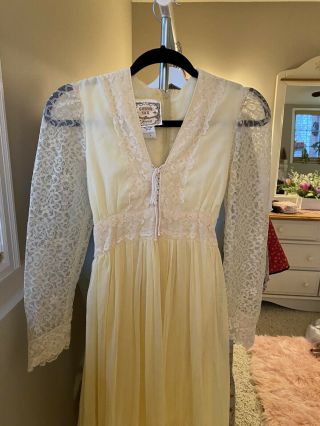 Vtg 70s Gunne Sax Yellow Romantic Corset Lace Ruffle Maxi Dress Victorian Size 9