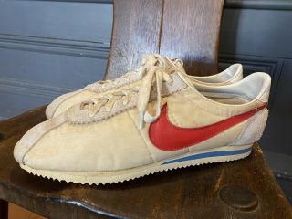 Vintage 1970’s Nike Cortez Shoe Women’s Size 11 1/2 Waffle Trainer Pinwheel Era