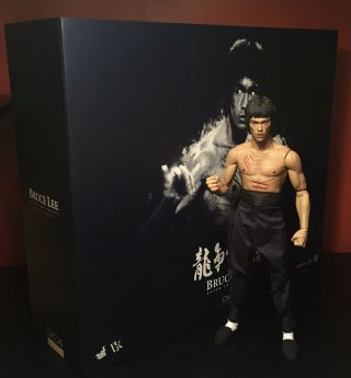Hot Toys Dx04 Bruce Lee Enter The Dragon 1/6th Scale Action Figure