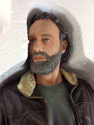 Gentle Giant The Walking Dead AMC Rick Grimes 1:4 Scale Limited Edition Statue 4