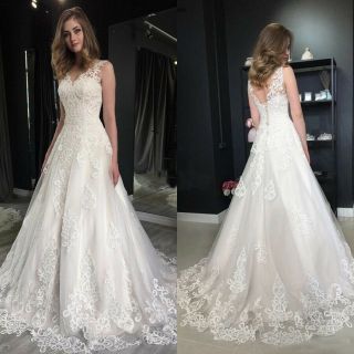 Gorgeous Lace Wedding Dresses V - Neck Appliques A Line Garden Beach Bridal Gowns
