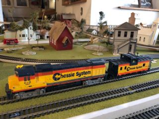 Ho Scale Chessie System Locomotive 4301 C&o Mantua - Tyco With 3323 Caboose