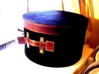 Wowzer Awesome Large Vintage Fabulous Hatbox Faux Black Suede & Leather Straps