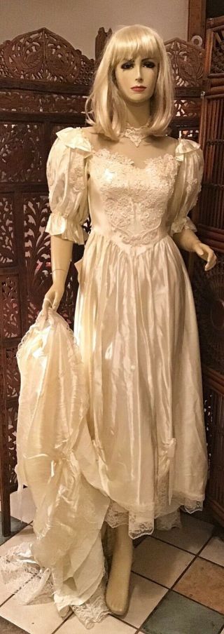 Vintage 1980 ' s Satin Wedding Gown with Pearl Sequin Lace Bodice 2