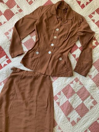 Vintage 1940s 1950s Skirt Suit Brown Rayon Mop Shell Buttons Size Xs/s Jacket