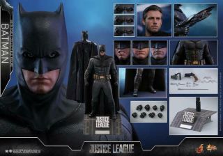 Hot Toys 1/6 Justice League Batman Mms455 - - - - -