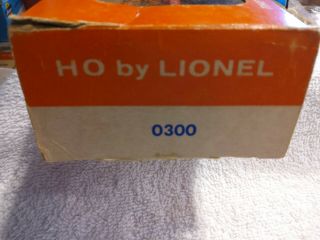 Ho Scale Lionel Operating Log Car 0300 with logs 2