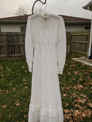 Vintage 1970s White Victorian Jessica Mcclintock Gunne Sax Dress