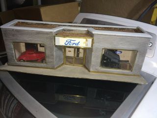 G Scale Ford Car Dealership With Vehicles From 30 