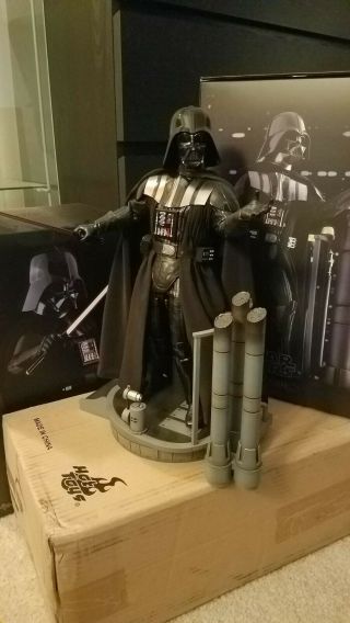 Star Wars Darth Vader The Empire Strikes Back Hot Toys 1/6 Scale Action Figure