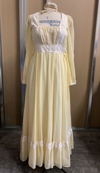 Vintage Gunne Sax Jessica Prarie Dress 1970’s Boho Yellow Laced Long Sleeve 11