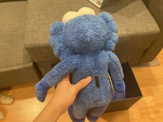 Authentic KAWS BFF Blue Plush MoMA Limited Edition 3000 2019 3