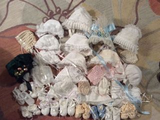 Vintage Baby And Doll Booties (13) And 17 Bonnets.