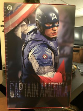 Hot Toys Captain America 1/6 (golden Age - Winter Soldier) Mms 240