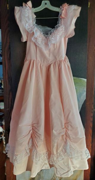 Vintage 1980s Gunne Sax / Jessica Mcclintock Pink,  Lace Trimmed Dress 3/4 Length