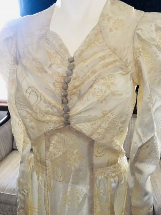 Vintage Wedding Dress 1940’s Cream Color Embroidered Satin Gown Small 2