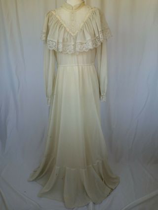 Well - Loved Vintage Long Sleeve Wedding Dress 1960 