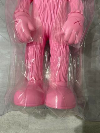 KAWS BFF Open Edition Vinyl Figure Pink Authentic Character Medicom Toy 4