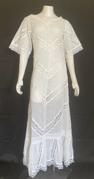 Vtg 70s White Mexican Floral Lace Wedding Dress Bell Sleeve Caftan Pin Tuck S/m