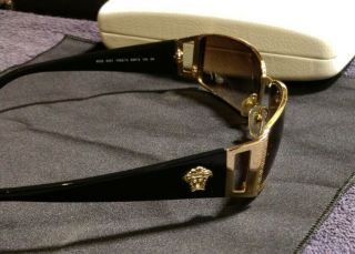 Versace Sunglasses Mod 2021 With Versace Hard Case Black And Gold Cond