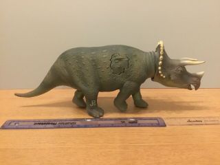 Jurassic Park Triceratops Jp08 Kenner Figure From 1993 With Removable Wound