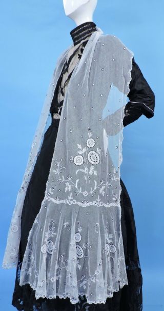 Victorian 19th C Hand Made Tambour Lace Shawl 4 Dress W Unusual Black Outline