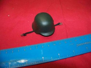 1/6th Scale Dragon Wwii German Helmet Plain (more Greenish In Color)
