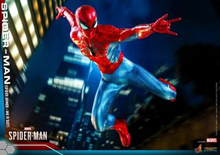 Hot Toys 1/6 VGM43 - Marvel ' s Spider - Man (Spider Armor MK IV Suit) 4
