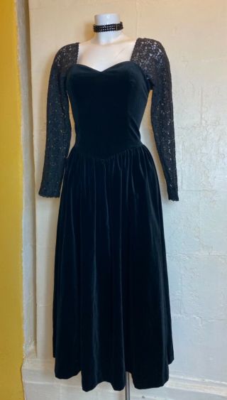 Vintage Laura Ashley Black Velvet Dress Lace Sleeves Uk 12