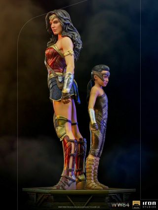 Iron Studios 1/10 Dccw8433120 - 10 Ww84 Wonder Woman & Young Diana Statue